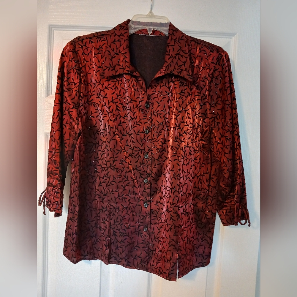 Great for Christmas or NYE - Dressy Red & Black Top - Size XL